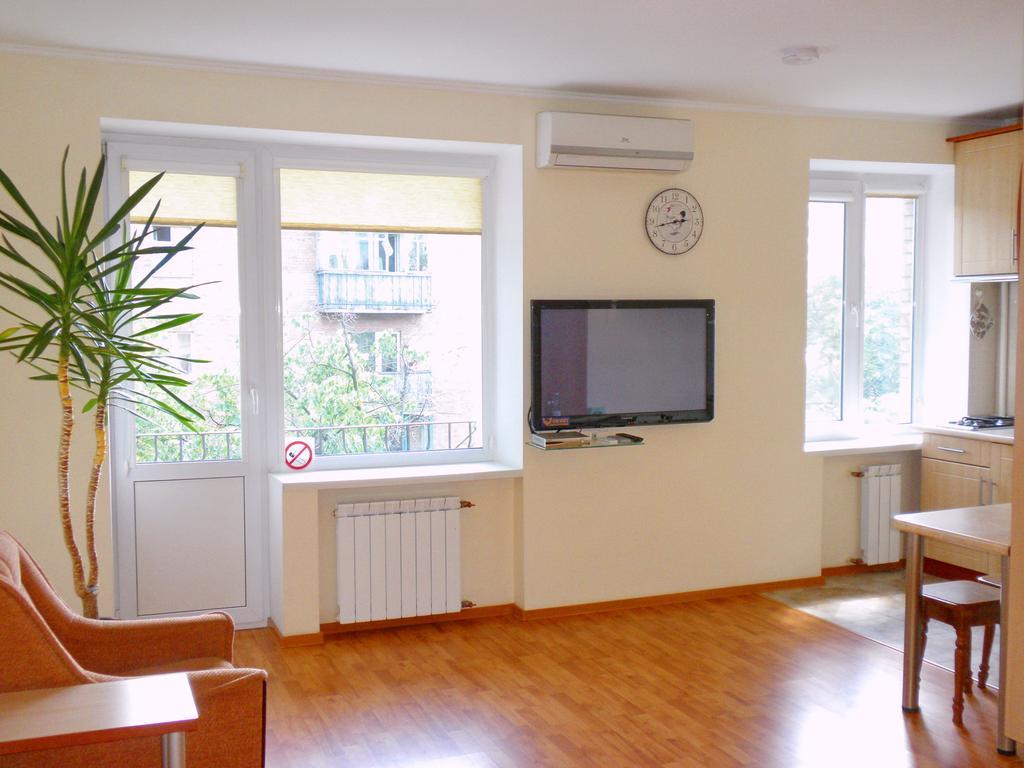 Apartment On Nimanska 5 Kiev Esterno foto