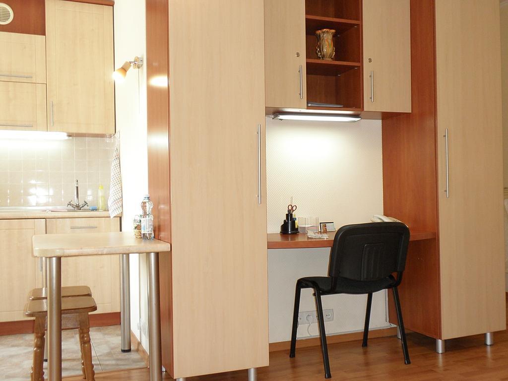 Apartment On Nimanska 5 Kiev Esterno foto
